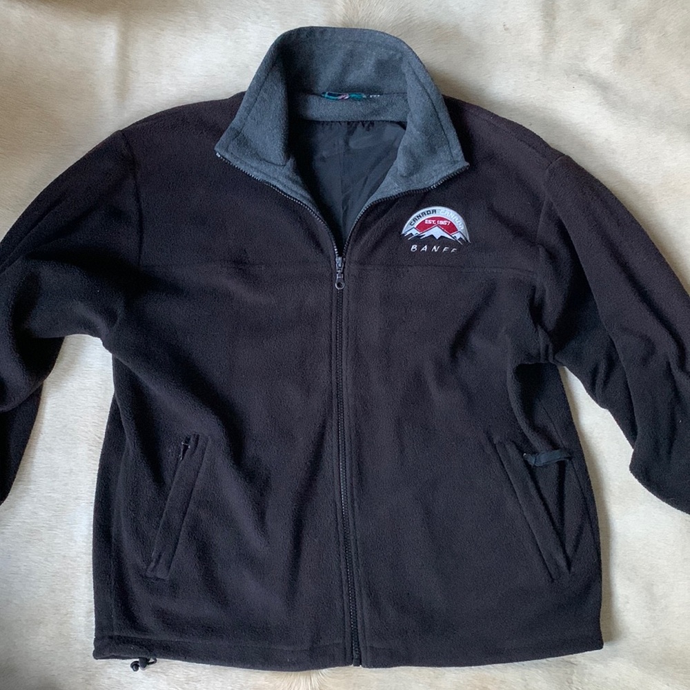 Mens BANFF NATIONAL PARK Alberta Canada Black Embroidered Full Zip Fleece Jacket